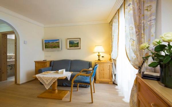 Hotel Sassongher Корвара-ін-Бадія Екстер'єр фото