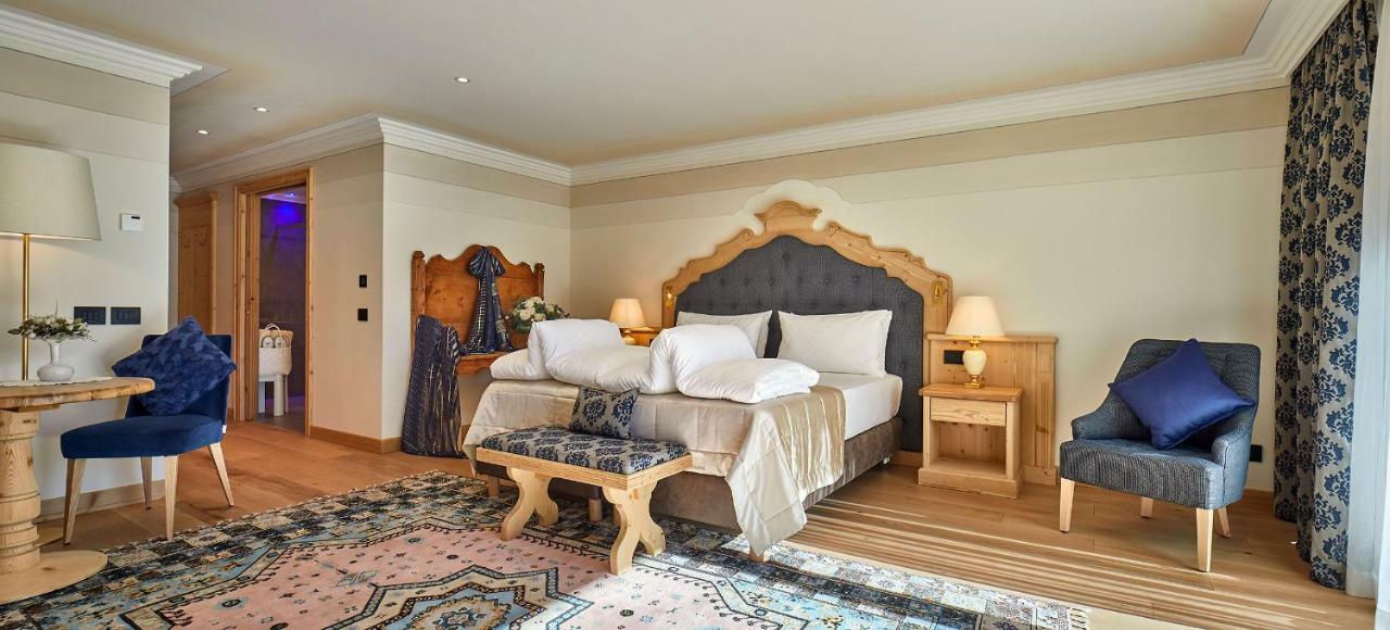 Hotel Sassongher Корвара-ін-Бадія Екстер'єр фото